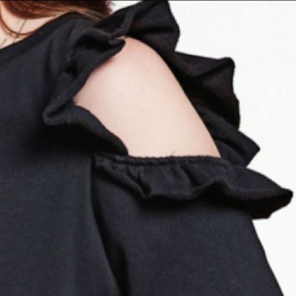 Chelsea Studio cold shoulder ruffle tunic black - Picture 2 of 5